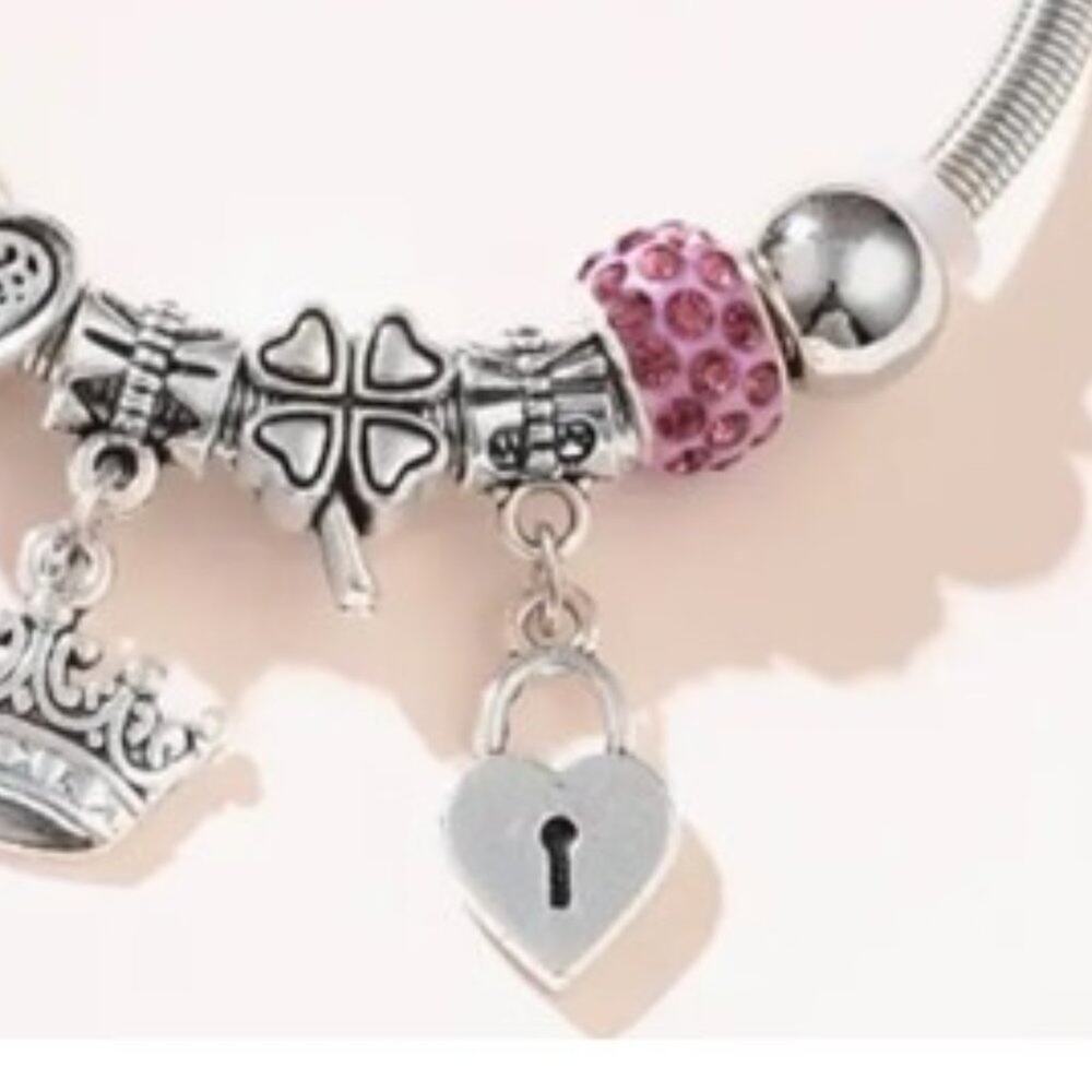 Women's Heart Lock and Key Charm Pull On Silver Tone Bracelet - Picture 4 of 4